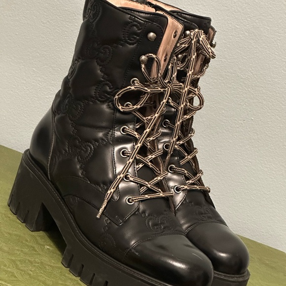 Gucci black leather GG quilted monogram boots - Picture 7 of 16
